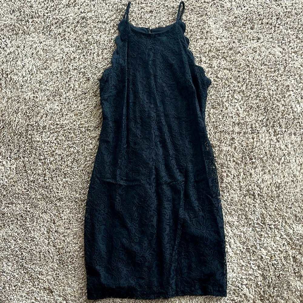 Fitted lace dress
